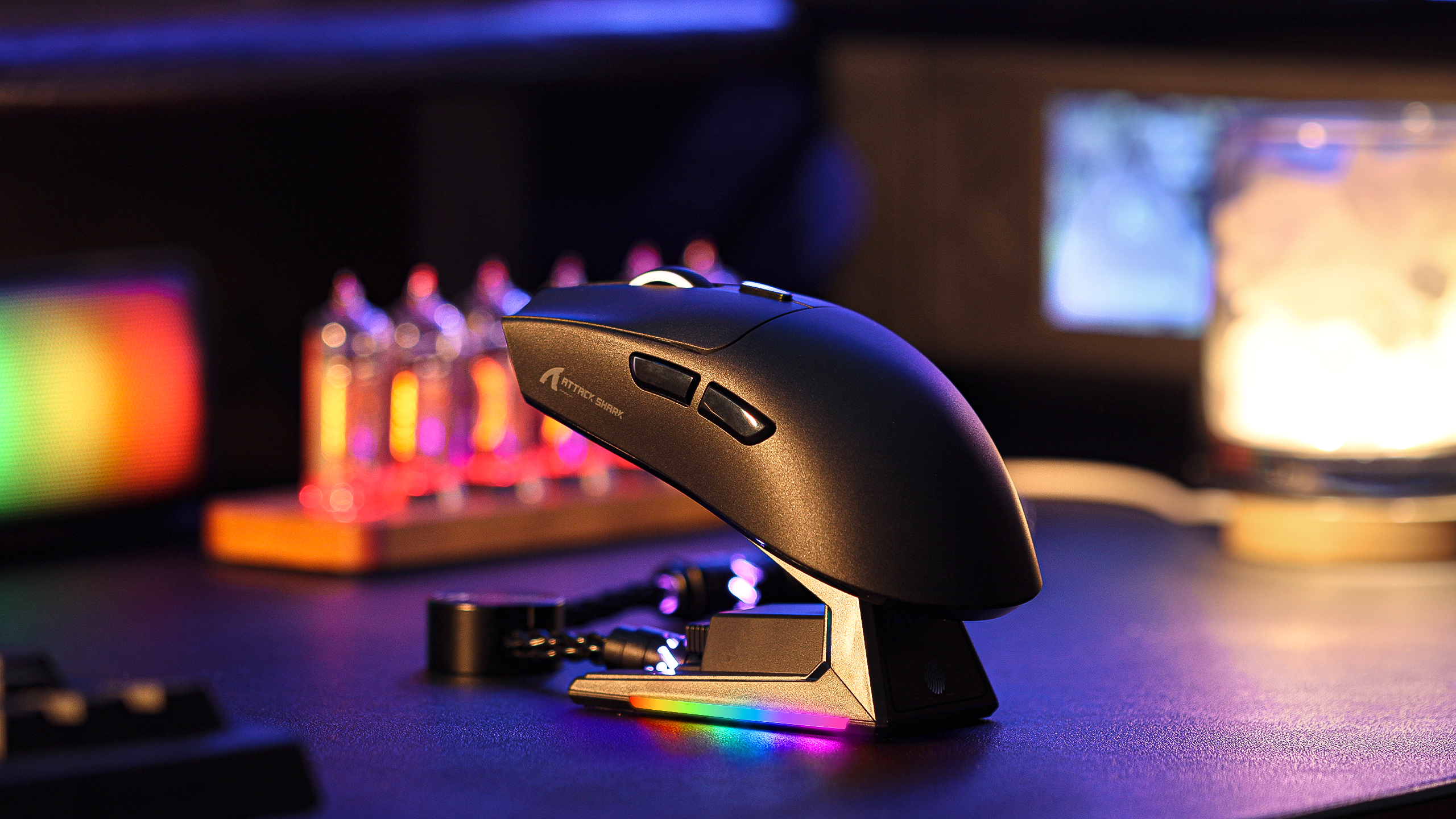 Why Side-Wall Curvature Matters for Competitive Grip Stability